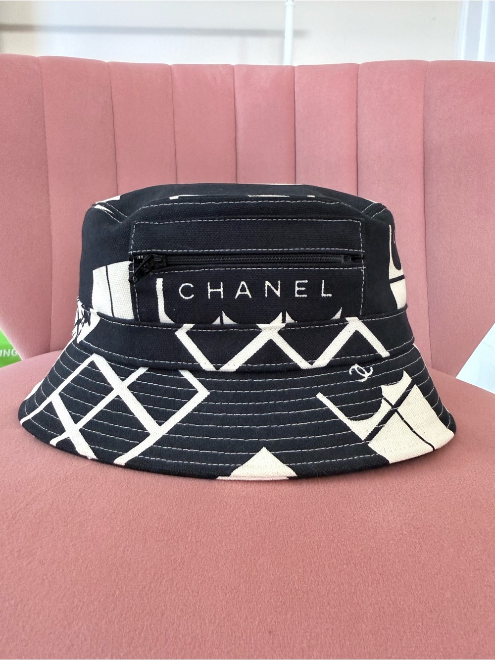 CHANEL Black & White Graphic Logo Bucket Hat